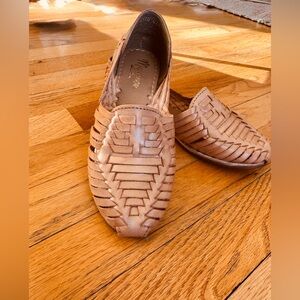 Huarache Sandal ~ Handcrafted in Mexico ~ Tan Leather